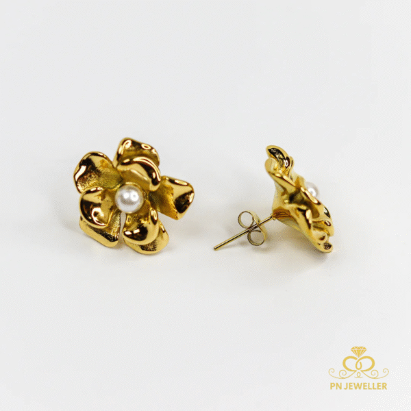 Floral Pearl 18k Gold Plated Earrings